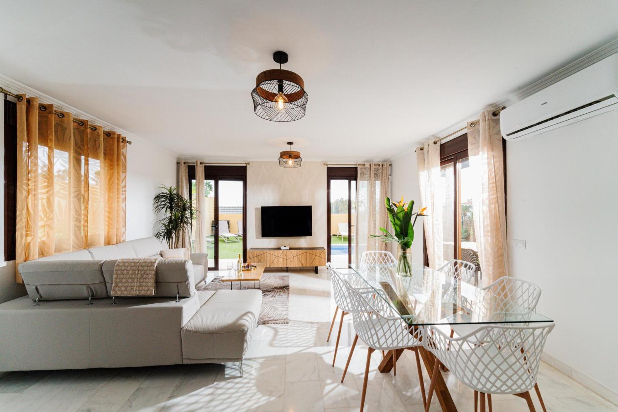 Villa With 4 Bedrooms And Private Heated Pool San Miguel de Abona Extérieur photo