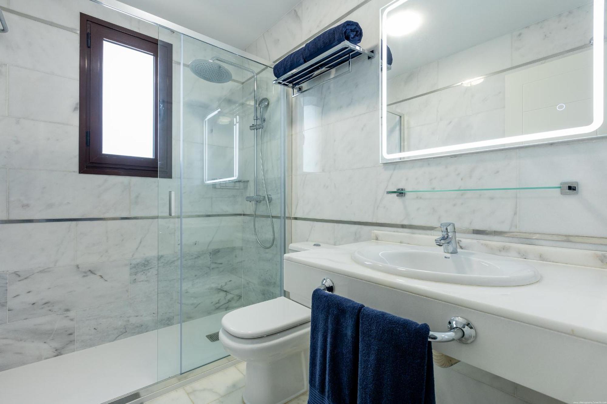 Villa With 4 Bedrooms And Private Heated Pool San Miguel de Abona Extérieur photo